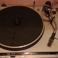 【8/15まで】【ジャンク品】【壊れてます】Technicsレコードプレーヤー SL-D33の画像