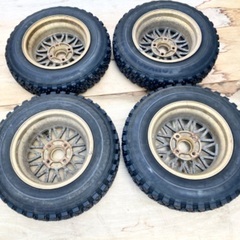 14インチ　スパイクタイヤの画像