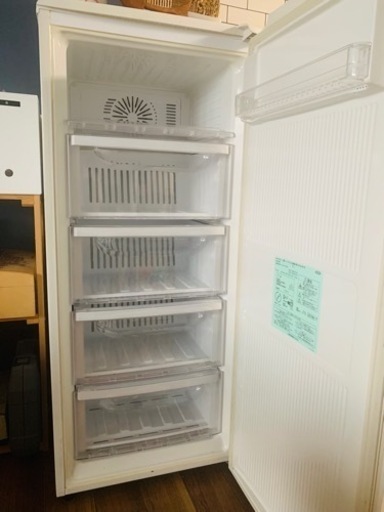 三菱電機製　冷凍庫122L 　受渡し完了しました