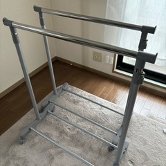 ニトリ 高さ調整ができるハンガーラック