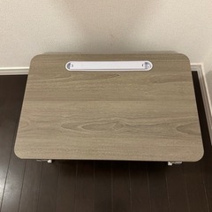 折りたたみテーブル　LED付き