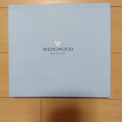 【美品、値下げしました】大皿（WEDGWOOD、未使用）の画像