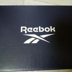 Reebok 空箱 箱の画像