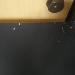 黒色の三段ボックスの画像