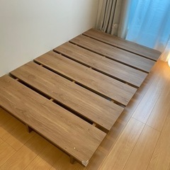 ほぼ新品Lowyaのシングルベッド  マットレス付き