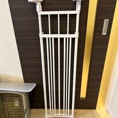 ツッパリ棒　伸縮可能104〜200cm