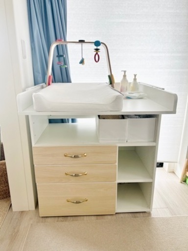 IKEAおむつ替え台　スモースタード