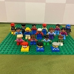 ⑤LEGO レゴ　デュプロ　フィグ18体セット　基礎板付き