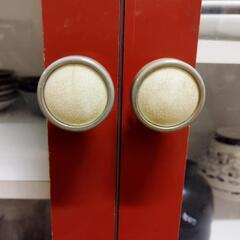 【終了】年代物食器棚の画像