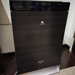 パナソニック空気清浄機　2017年製　開閉部　一部故障あり