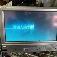 ポータブルDVDプレイヤー　カーナビ の画像