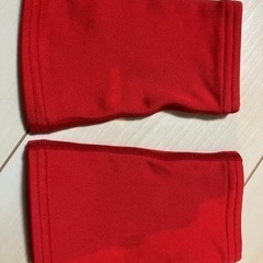 【処分予定】UNDER ARMOR リストバンド 赤 2個セットの画像