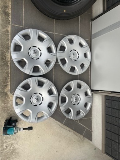(新車外し)ハイエース タイヤホイールセット