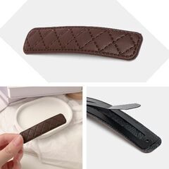 フェイクレザーヘアピン2個セット（新品）ブラウンの画像