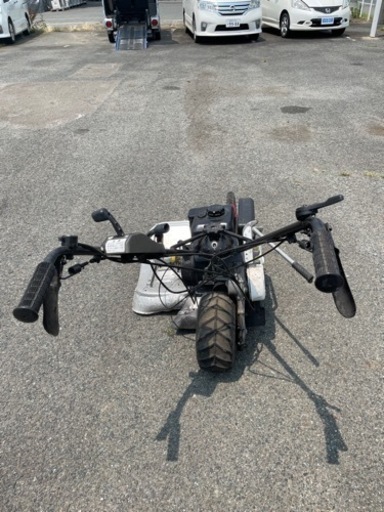 自走草刈機ウイングモア