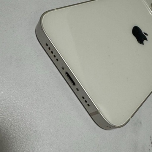 iPhone 13 本体