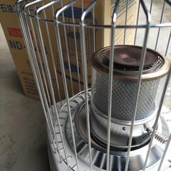 家電 季節、空調家電 ストーブの画像