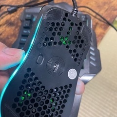 ゲーミングキーボード
の画像