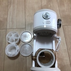 一度のみ使用　ラドンナToffy電動ふわふわかき氷器の画像
