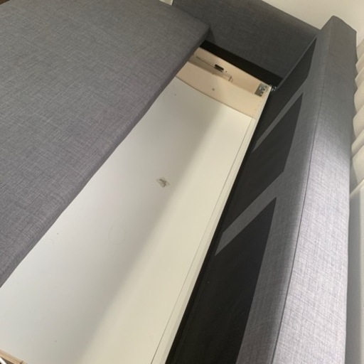 IKEA ３人掛け ソファーベッド　※７月末で投稿終了します。