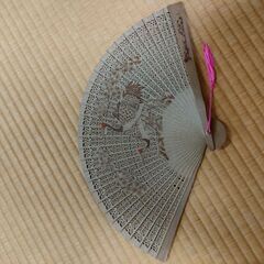 扇子 白檀 中国の画像