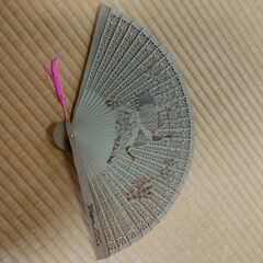 扇子 白檀 中国の画像