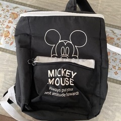 ミッキーマウスのリュックあげます
