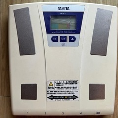 TANITA体重計　液晶ヒビ割れ