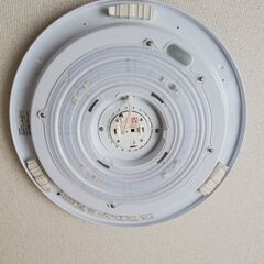 LEDシーリングライト　2015年製