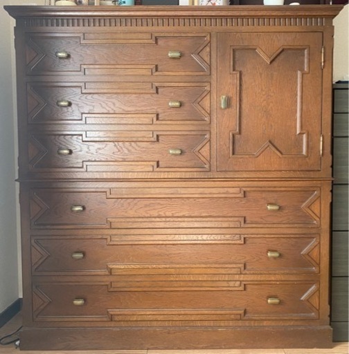 お値下げ中
‼️【30日で終了します】チェスト　たんす　神戸家具　レトロ　異人館風