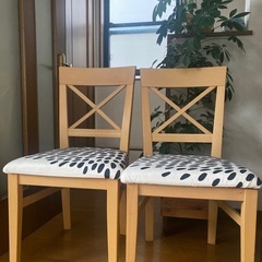 北欧柄ダイニングチェア　二脚　(値下げ！)