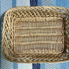 無料：籐のカゴの画像