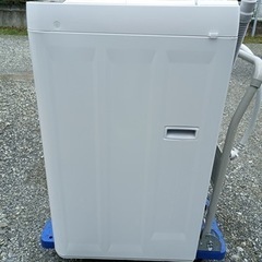 八4241【美品】ヤマダセレクト　2022年製　洗濯機　YWM-T45H1