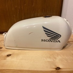 エイプ　ガソリンタンク