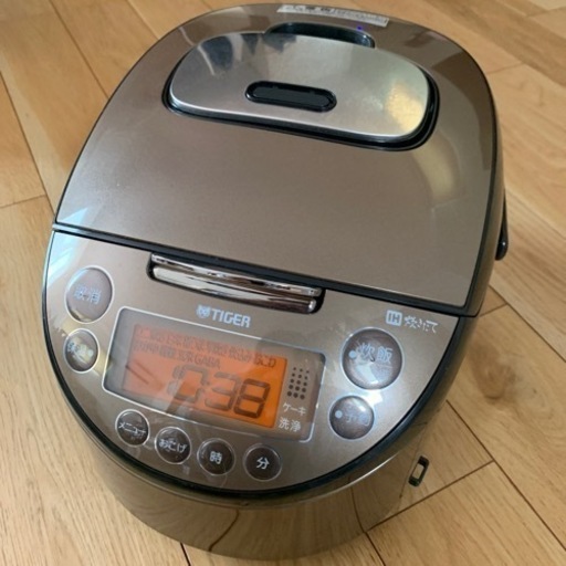 炊飯器中古品　　決まりました。