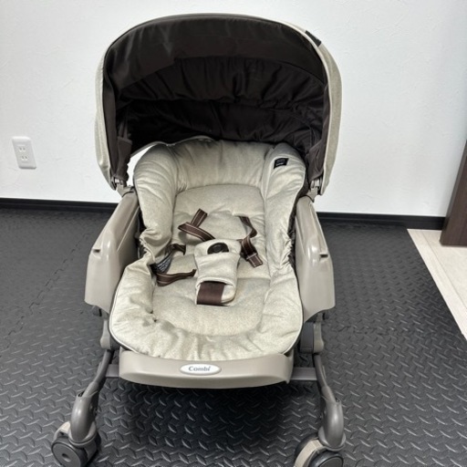 Combi ネムリラオートスイング