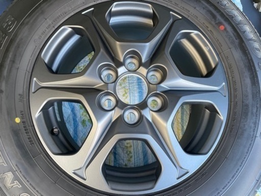 新車外し 1本　ランドクルーザー300 265/65R18 114V 18×7.5J+60 6H ハブ径95mm GRスポーツ 純正ホイール ランクル300