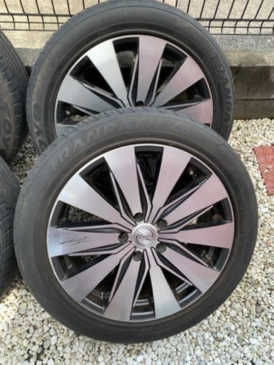 18インチ×7.5J PCD114.3/5穴 タイヤ&ホイールの4本セット。