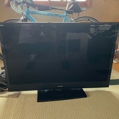 40インチ液晶テレビ