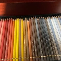 水彩絵具　ファーバーカステル　120色 木箱の画像