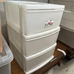 リサイクルショップどりーむ天保山店　No13365　3段収納　衣類収納　プラスチックタンス　の画像