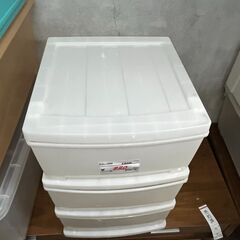 リサイクルショップどりーむ天保山店　No13365　3段収納　衣類収納　プラスチックタンス　の画像