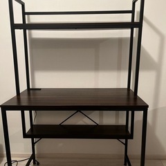 コンセント付きPCデスクの画像