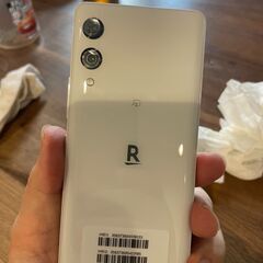 楽天hand5G ホワイト　ほぼ未使用の画像