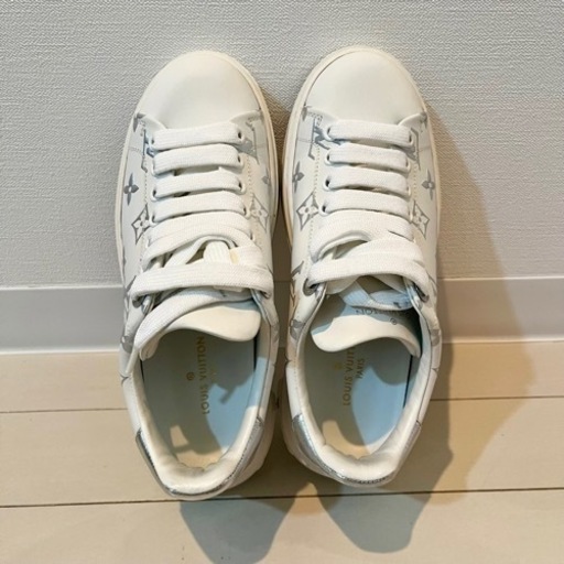 LOUIS VUITTON  ルイヴィトン / 
1A8TAIタイムアウトモノグラムラインスニーカー