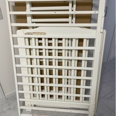 カトージ　　
ベビーベッドの画像