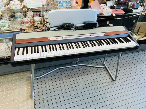 KORG SP-250 電子ピアノ