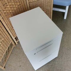 コクヨ サイドワゴン 3段 ホワイト 鍵付き キャスター付き 袖机 キャビネット オフィス家具 KOKUYO 札幌市 西区 西野店の画像