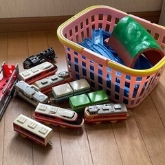 引取り先決まりました。おもちゃ ミニカー用カーキャリーの画像