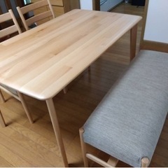 【reon様専用】美品！ニトリのダイニングテーブルセット 約1年...